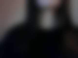 Live cam show with RobbynBenedetti - Thin on CamClone