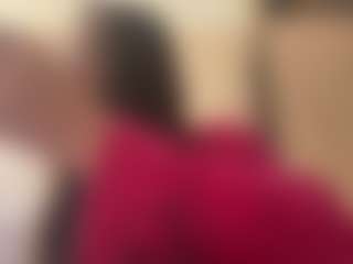 Live cam show with Lyndi - Brown Hair on instabang