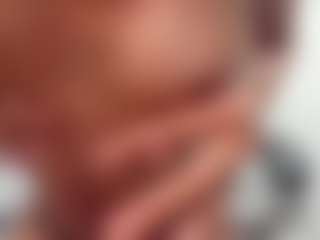 Live cam show with vickycastillo - Blowjob on fuklive.com