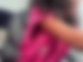 Live cam show with vickycastillo - Tiny Tits on Uber Horny