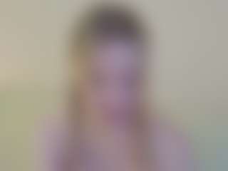 Live cam show with VitaKotterna - College on Milfs Live