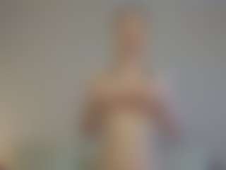 Live cam show with VitaKotterna - Small Tits on Uber Horny