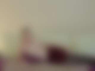 Live cam show with VitaKotterna - College on Camsoda