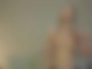 Live cam show with VitaKotterna - Upskirt on TeamSkeetLive