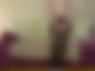 Live cam show with VitaKotterna - Upskirt on Camsoda