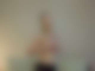 Live cam show with VitaKotterna - Normal on Camsoda