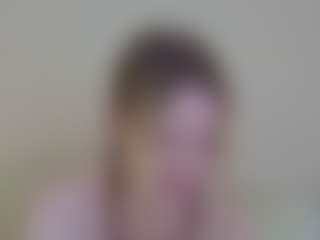 Live cam show with VitaKotterna - Oil on Camsoda