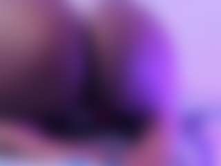 Live cam show with AbbyyJohn - Squirt on Free Soda