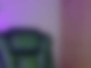 Live cam show with Aleja-storm - Average on Camsoda