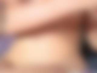 Live cam show with alicee-fooxx - Thin on Cam Slut