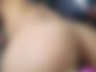 Live cam show with alicee-fooxx - Thin on Nude Live Now