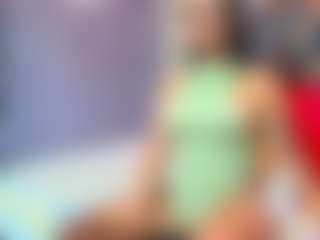 Live cam show with alicee-fooxx - Thin on Mixed Magazine Live