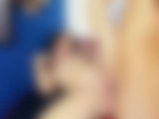 AmaandaHot's Live Sex Cam Show