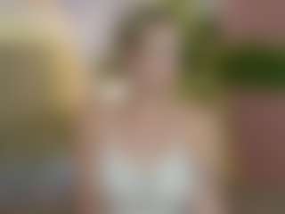 AuroraMore's Live Sex Cam Show