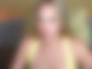 AuroraMore's Live Sex Cam Show