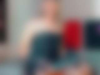 Live cam show with Bianca dream - Tease on SmokeAndPoke