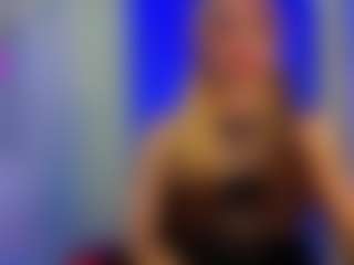 Live cam show with Bianca dream - Tease on madthumbs