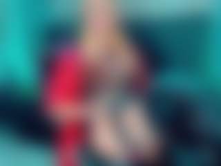 Live cam show with Bianca dream - Smoking on Milfs Live