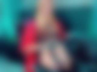 Live cam show with Bianca dream - Smoking on AdultVida.com