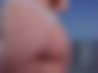 Live cam show with Eva - Blue Eyes on MyBangCams