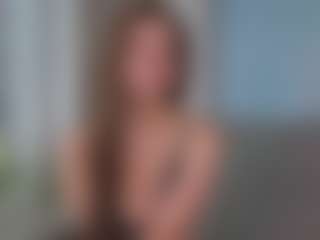 Live cam show with Eva - Normal on StripNow