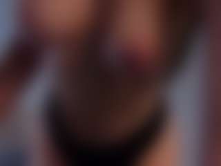 Eva's Live Sex Cam Show
