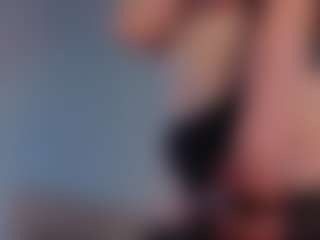 Eva's Live Sex Cam Show