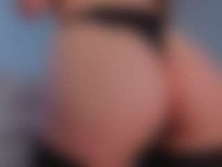 Eva's Live Sex Cam Show