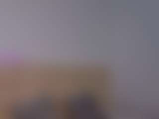 Live cam show with Eva - Blue Eyes on madthumbs