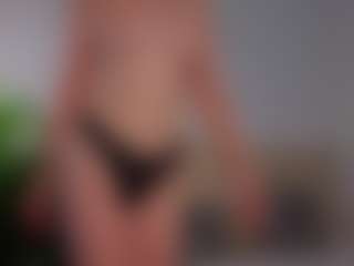 Eva's Live Sex Cam Show