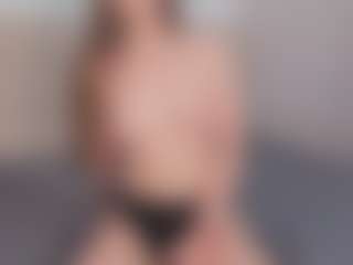 Eva's Live Sex Cam Show
