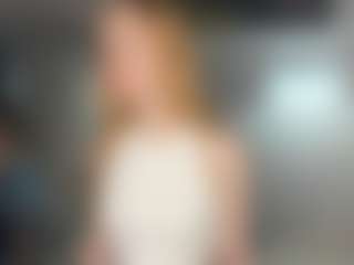 Live cam show with EmelineHiller - Body Massage on Free Soda