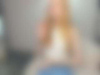 EmelineHiller's Live Sex Cam Show
