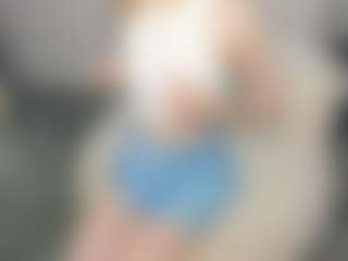 EmelineHiller's Live Sex Cam Show