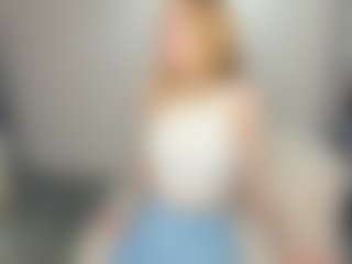 EmelineHiller's Live Sex Cam Show