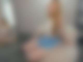 Live cam show with EmelineHiller - Strip Red Hair on dropp.cam