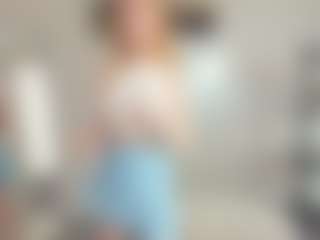 EmelineHiller's Live Sex Cam Show