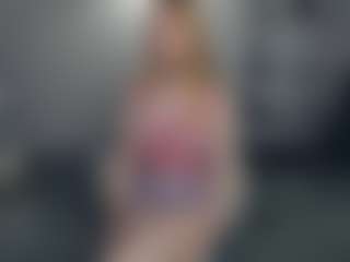 Live cam show with EmelineHiller - Butt Plug on Camsoda