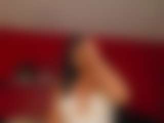 EmmaMoretti1's Live Sex Cam Show