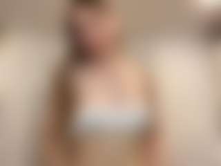 Live cam show with Kate - Brown Hair on studioflirtlive.com