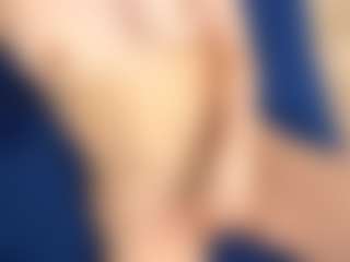Live cam show with Kate - Tease on Pornisteam.com