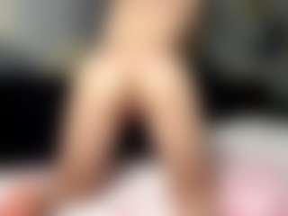 Live cam show with Kate - Lovense on studioflirtlive.com