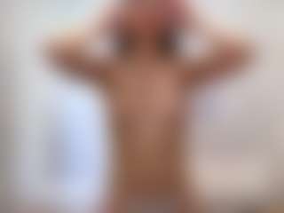 Live cam show with Kate - Tiny Tits on sexylive.show