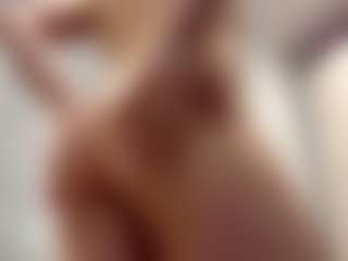 Live cam show with Kate - Public on SinfulBabes