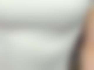 IsauraBrassil's Live Sex Cam Show