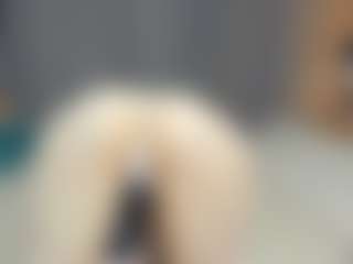 IsauraBrassil's Live Sex Cam Show