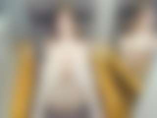 IsauraBrassil's Live Sex Cam Show