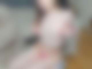 Live cam show with IsauraBrassil - Bikini on TeamSkeetLive