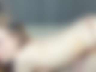 Live cam show with IsauraBrassil - College on CamwithHer