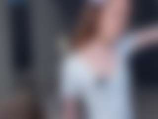 Live cam show with IsauraBrassil - Blonde Hair on Hubzter Live